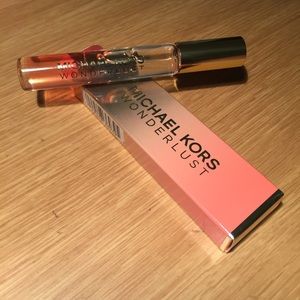 Michael Kors Wonderlust Rollerball 0.34 oz